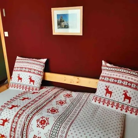 Sirolane, Chalet Au Bord Des Pistes Au Sauze Chalet *